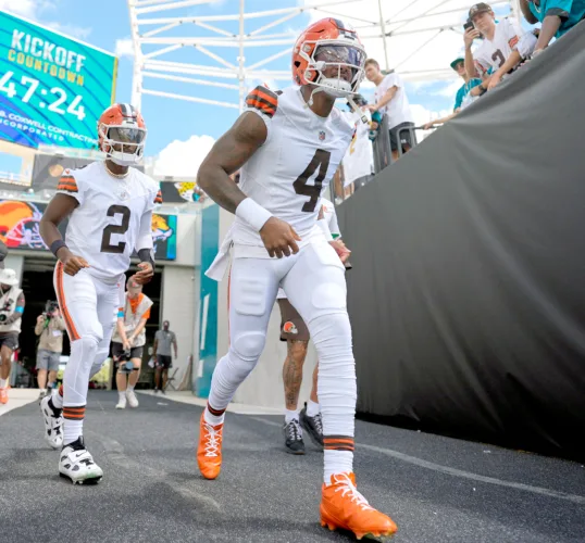 Browns-Buccaneers matchup Sunday is more than just Mayfield facing his old team